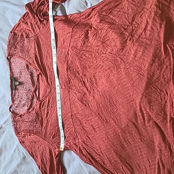 Jessica Simpson junior women's mesh trim with bell sleeve XL NWT BURGUNDY - Picture 10 of 10